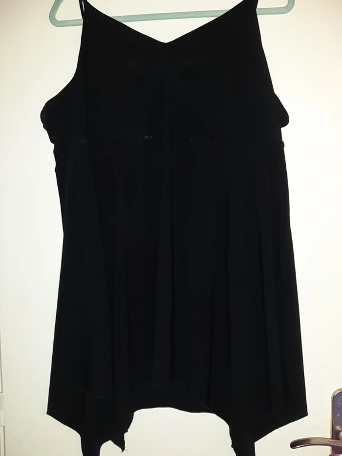 Tunique noire asymétrique 46/48