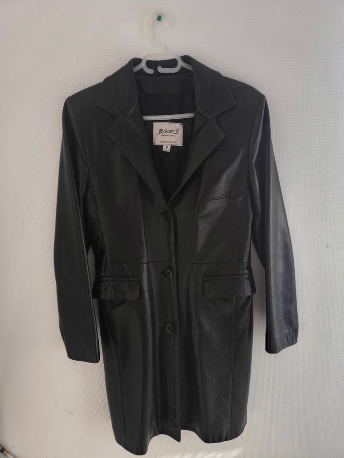 Veste noire en cuir véritable