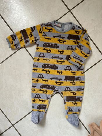 Grenouillère véhicule 6 mois