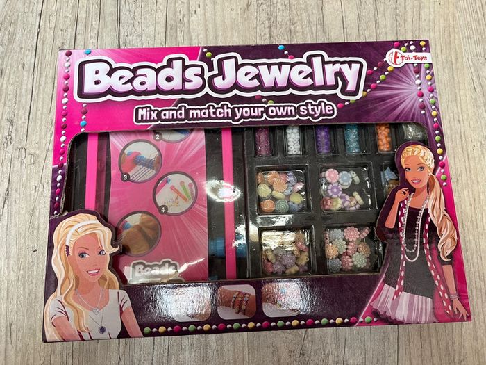 Jeu de perles bijoux