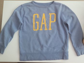 PULL GAP TAILLE S 6/7 ANS