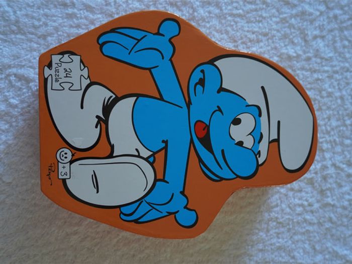Puzzle "Les Schtroumpfs" neuf encore sous plastique pour enfants (+ 3 ans)