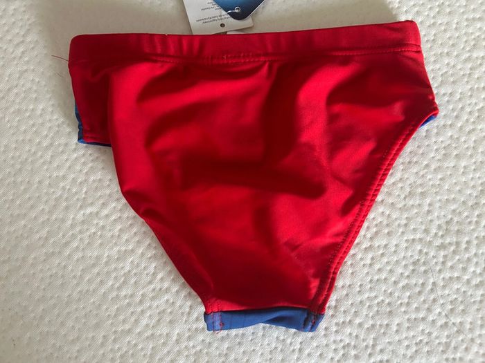 Maillot de bain Spiderman Taille 5 ans - photo numéro 2