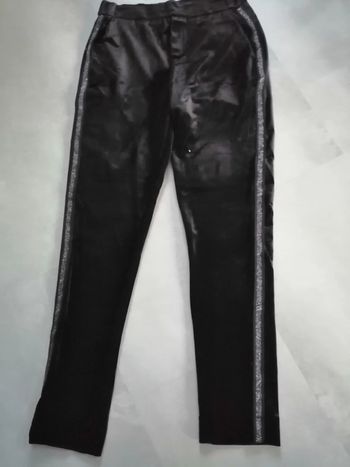 calecon ou pantalon velours noir taille 36 avec poches Kiabi neuf