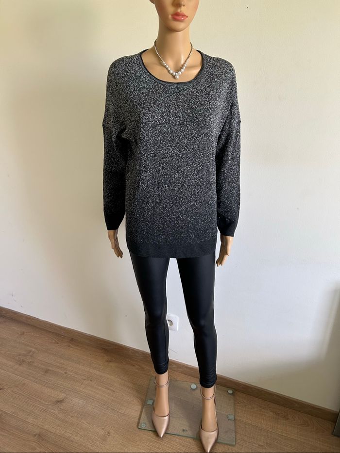Pull noir et argenté pailleté Only taille L jamais porté - photo numéro 3