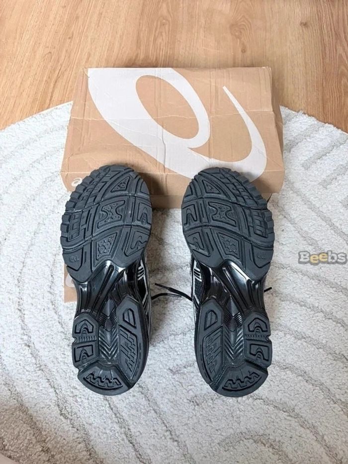 Asics Gel-Kayano 14 Taille 39 - photo numéro 4