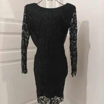 Robe chic dos nu taille 38