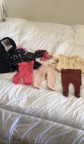 Lot de vêtements bébé fille