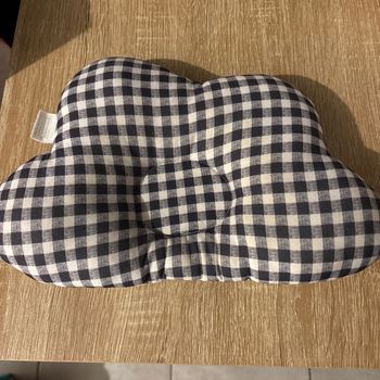Coussin anti tête plate