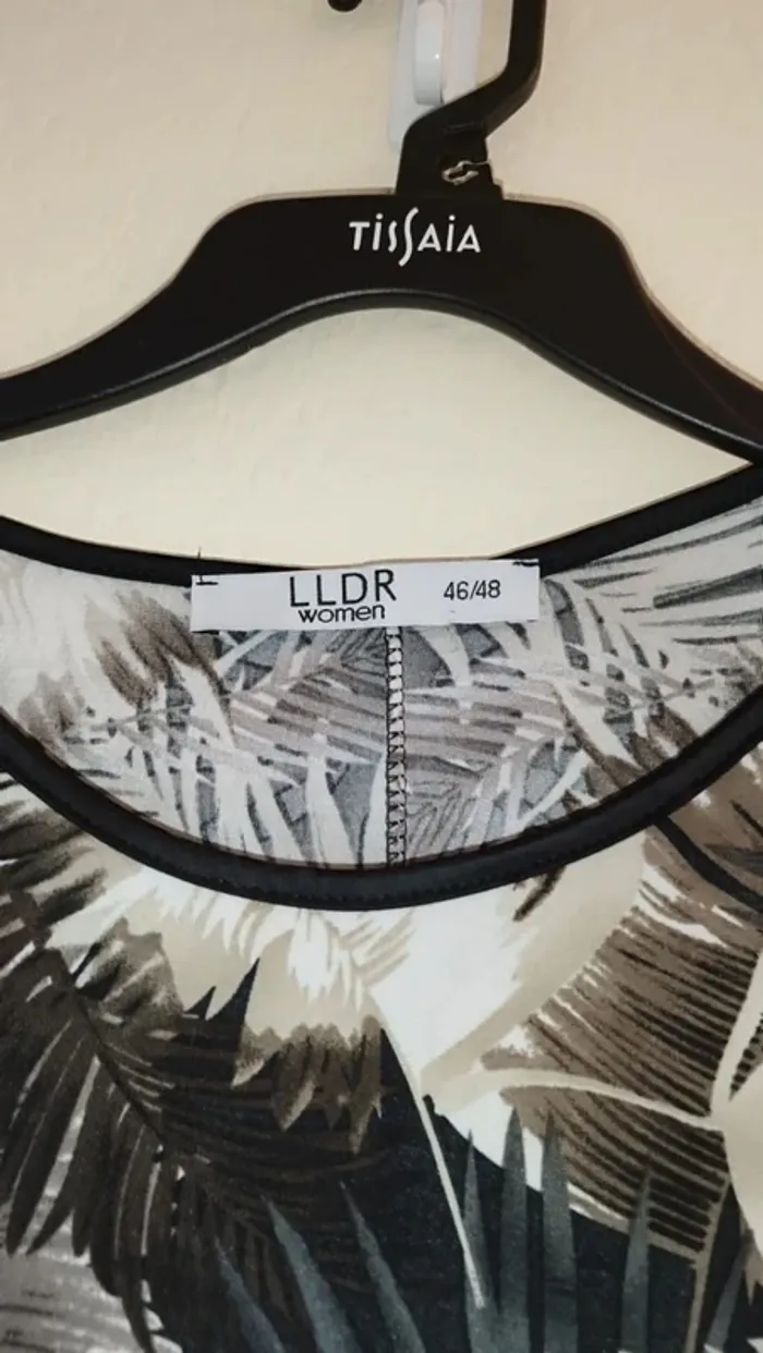 Robe légère - LLDR - taille 46/48 - photo numéro 3