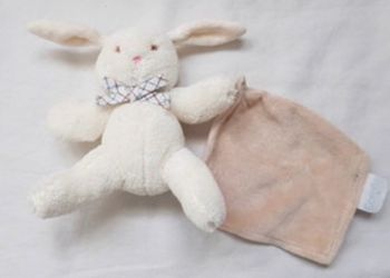 Petit doudou lapin