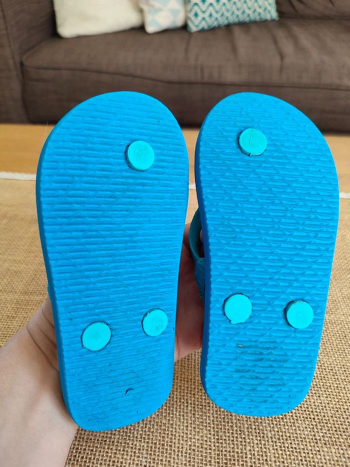 Tongs avec élastique Les Minions en 25 - photo numéro 3