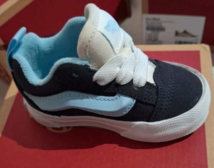 Van’s bleu 19 - photo numéro 3