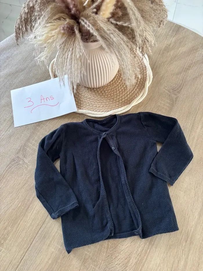 Gilet taille 36 mois