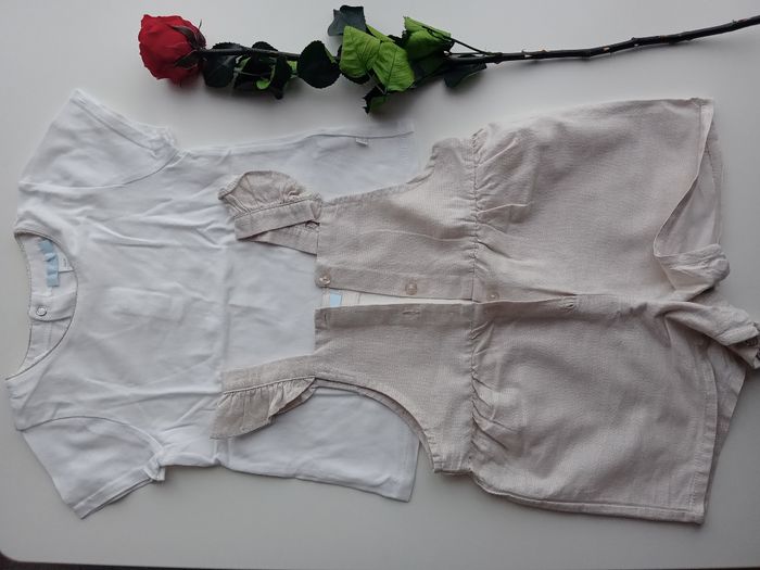 Magnifique ensemble blanc et doré 3 ans