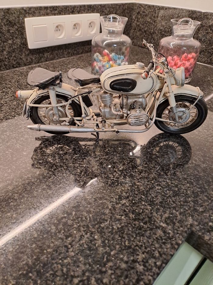 Moto décoration - photo numéro 5