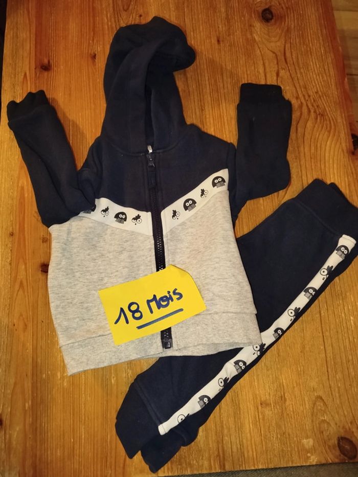 Gilet + jogging 18mois