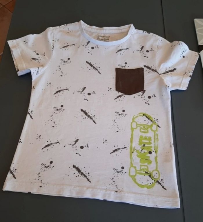 Tshirt manches courtes 8ans - photo numéro 2