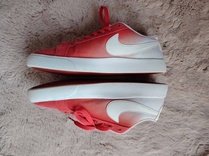 Basket Nike taille 42 - photo numéro 3