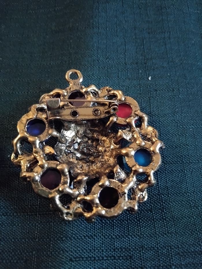 Broche no4 - photo numéro 4