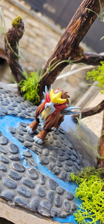 Super figurine Pokemon Nintendo Entei