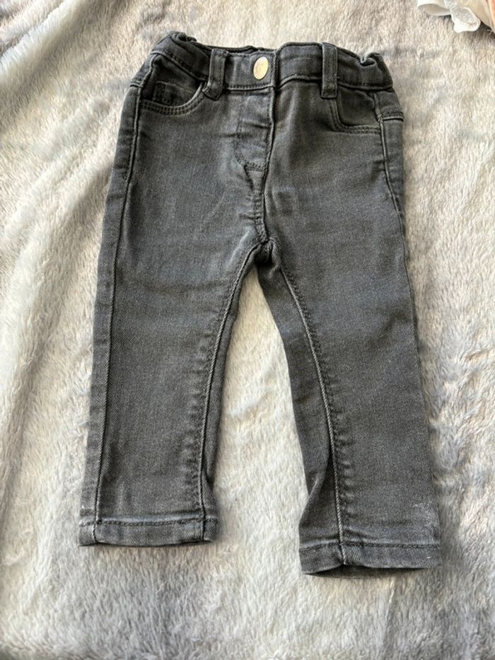 Jean noir bébé 3mois
