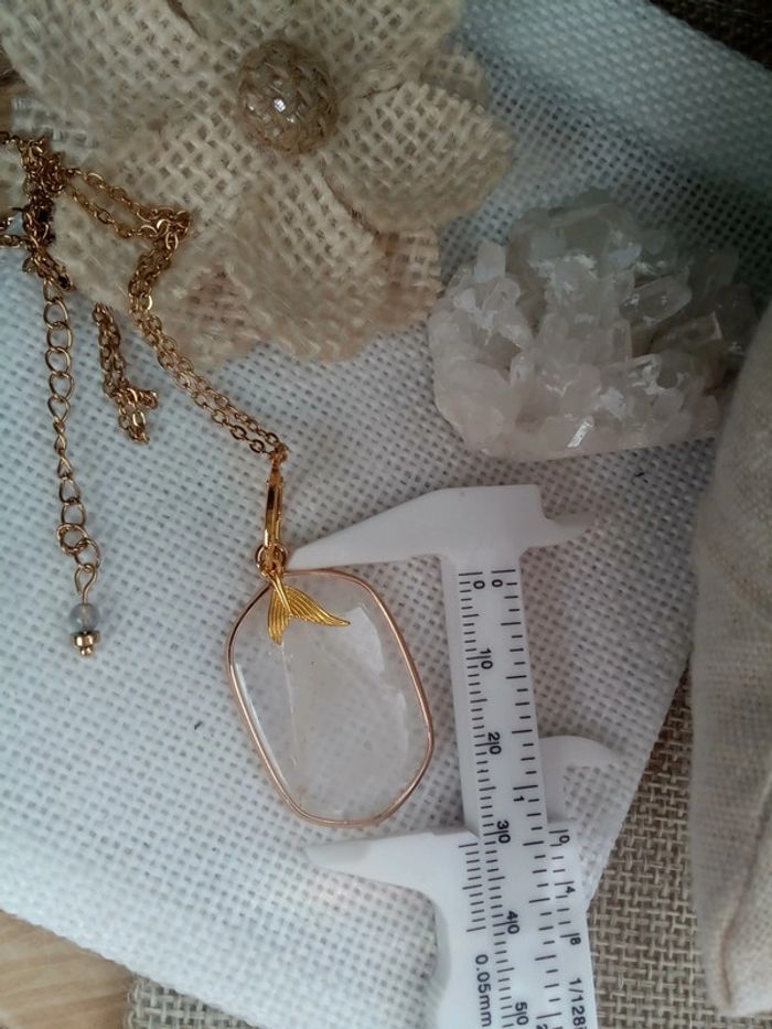 Collier cristal de quartz et queue de baleine/sirène - photo numéro 4