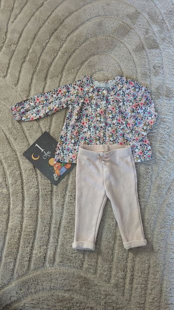 Ensemble t-shirt et pantalon