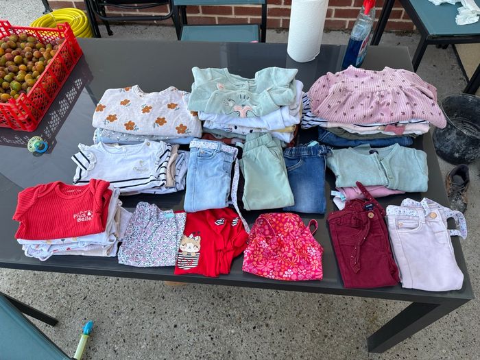 Lot vêtements 12 mois
