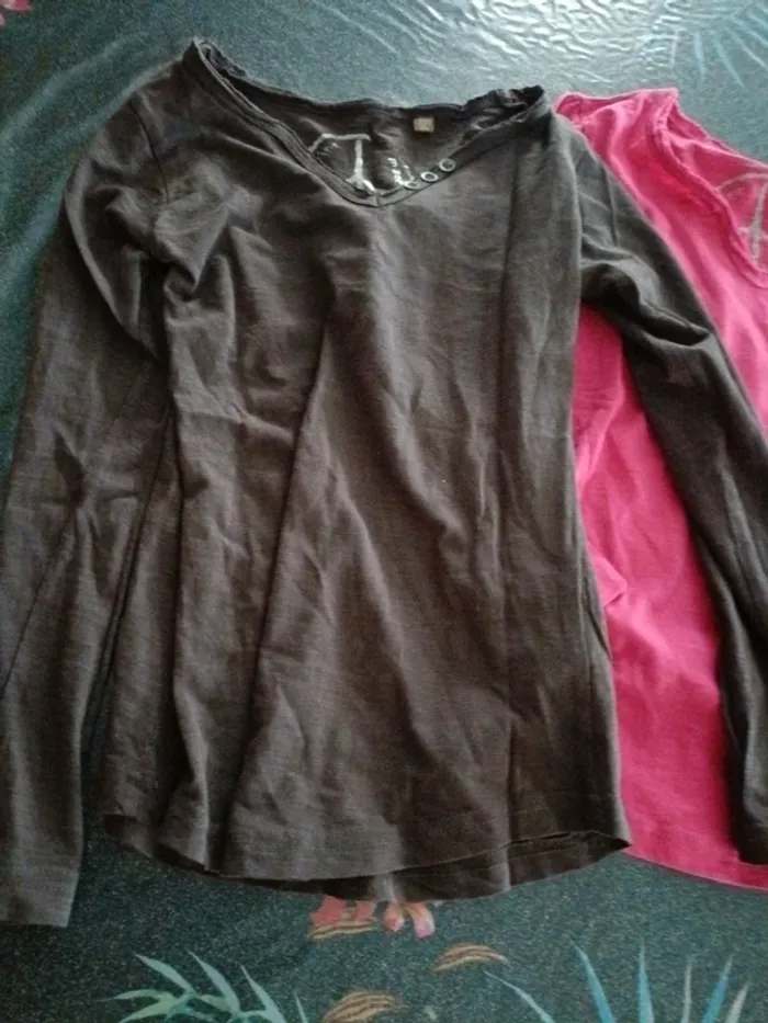Lot 3 tee-shirt 10 ans kiabi - photo numéro 3