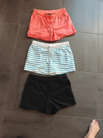 3 short 42 44