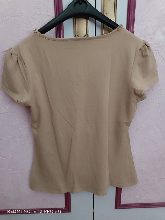 Tee-shirt beige " Armand Thiery" T.3 (40) - photo numéro 5