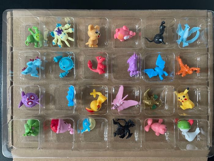 Calendrier de l’Avent de Noël Pokemon - photo numéro 4