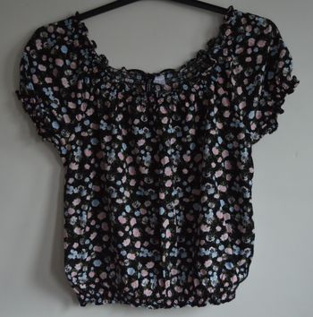 Haut fleuri H&M noir manches courtes col smocké taille 44