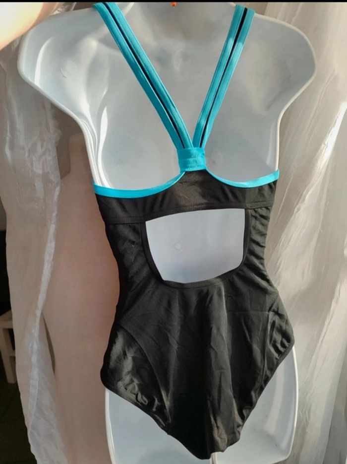 Maillot de bain - photo numéro 4