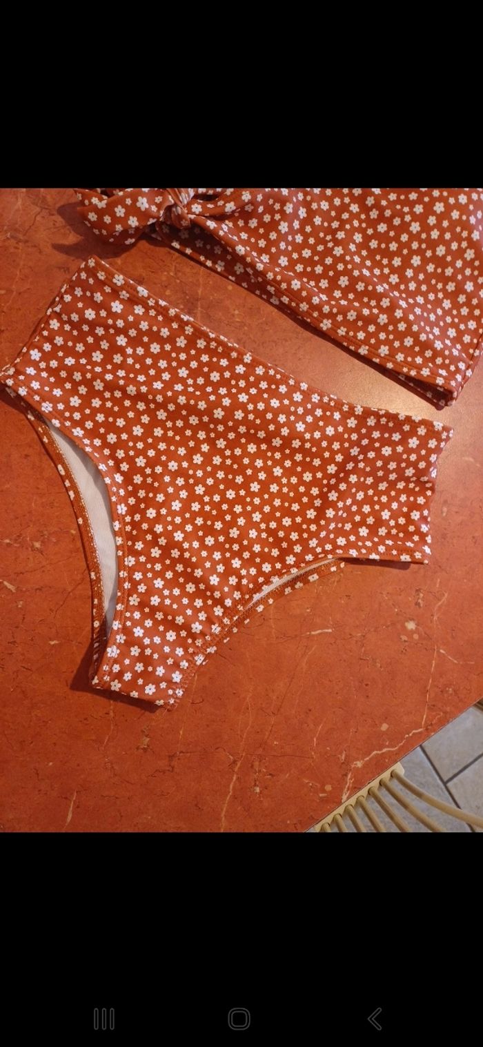 Maillot de bain taille S - photo numéro 3