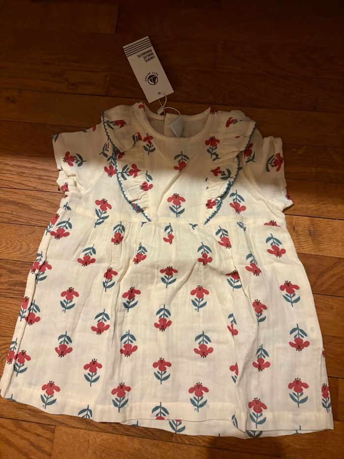2 robes petit bateau 6 mois neuve avec étiquette - photo numéro 4