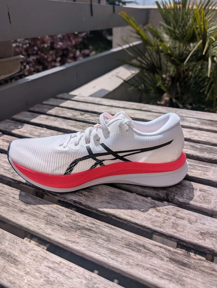 Chaussures de Running Asics Magic Speed 3 pour femme taille 37 ½ - photo numéro 8