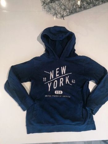 Sweat veste à capuche T 10 ans 👦🏻