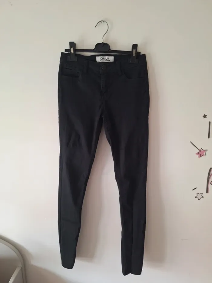 Jeans Only