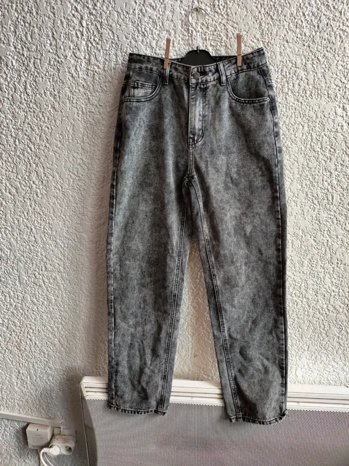 Jean taille haute gris coupe droite T36 shein