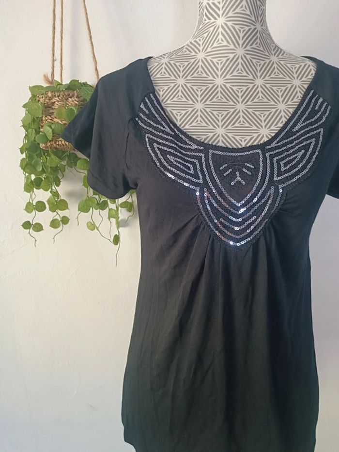 🌸 Tee-shirt à Sequins taille S - photo numéro 2
