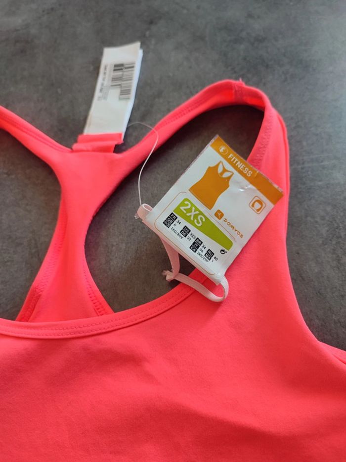 Haut sport fitness - photo numéro 3