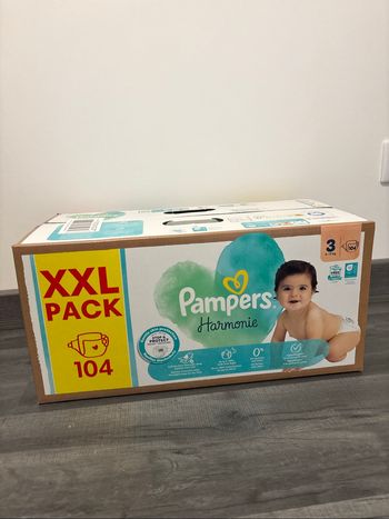 Couches Pampers harmonie