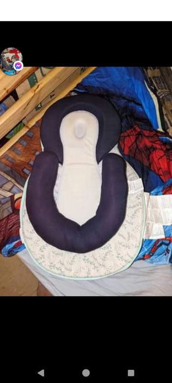 Réducteur bébé réglable