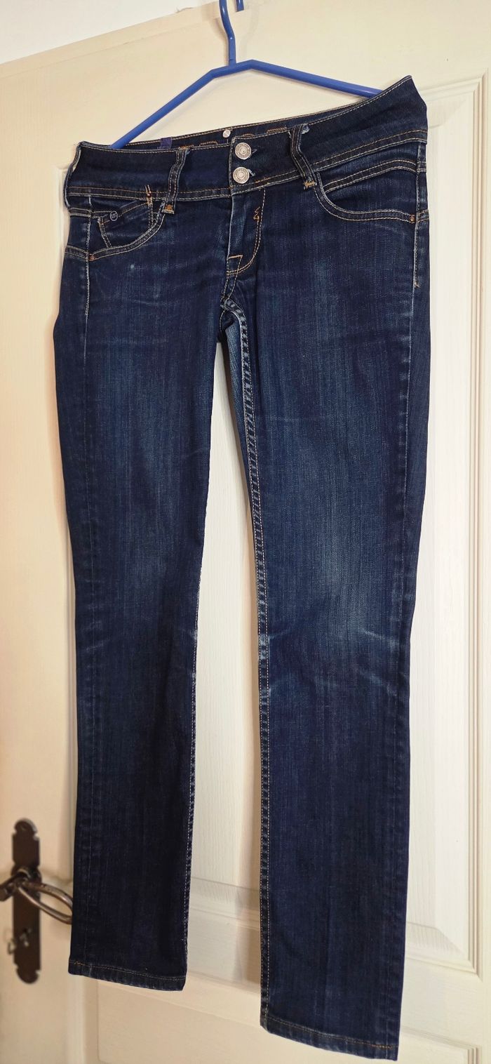 Jean slim Le Temps des Cerises – Taille 27 (équiv. 36/38) – Délavage brut – Excellent état - photo numéro 10