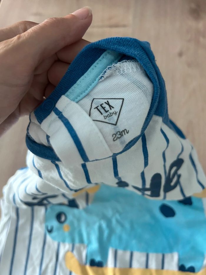 Combinaison short 24 mois - photo numéro 3
