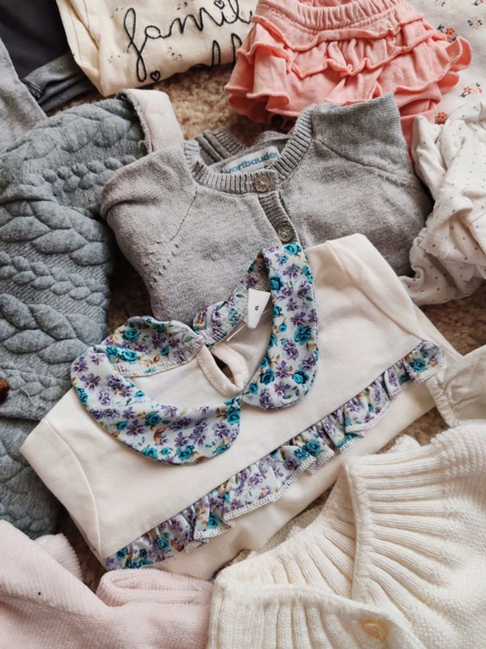 Vêtements 1 mois - photo numéro 7