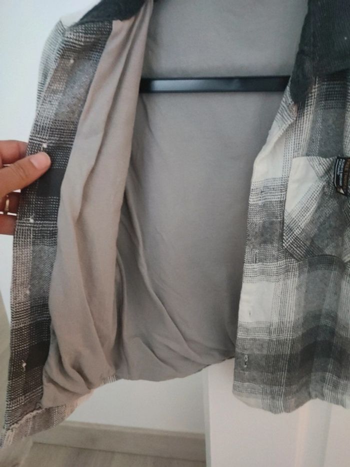 Chemise - photo numéro 4