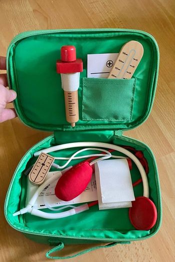 Mallette docteur IKEA 